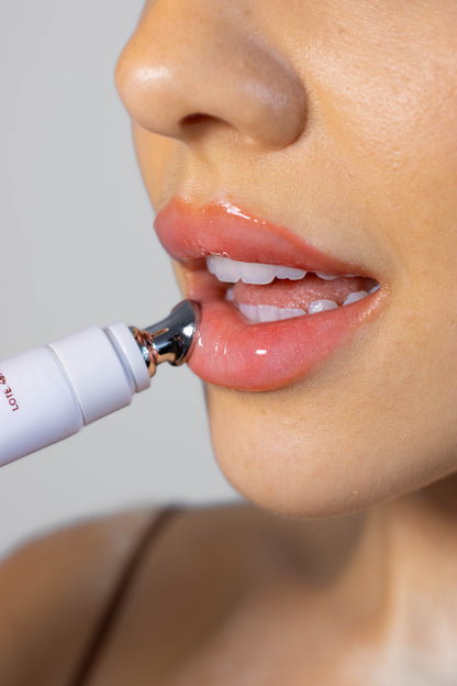 Lip Glossy Treatment